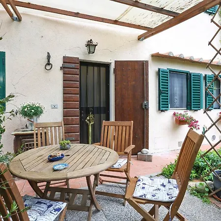 Chiantihouse Near Florence Монтеспертоли